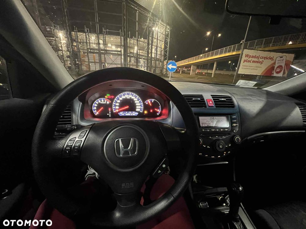 Honda Accord 2.0 Executive - 7