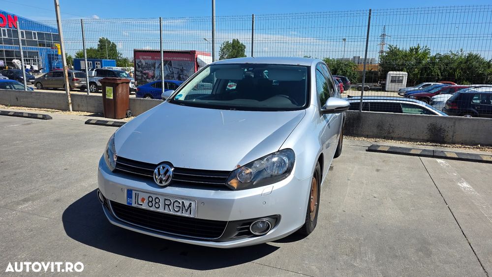 Volkswagen Golf 2.0 TDI Highline - 8