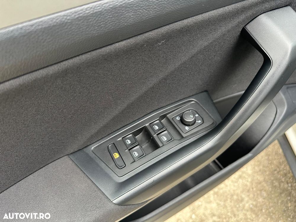 Volkswagen T-Roc 1.5 TSI DSG Style - 9