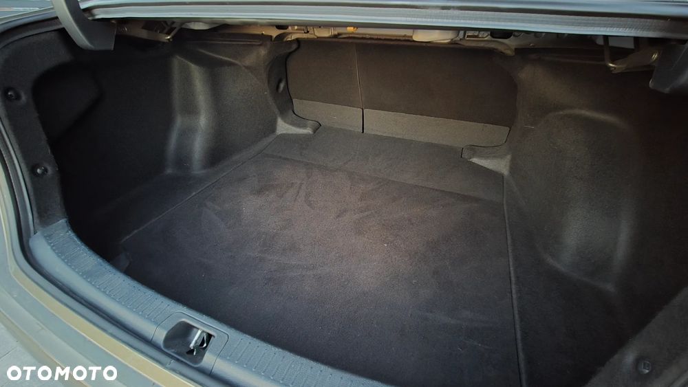 Toyota Corolla 1.8 Hybrid Comfort - 40