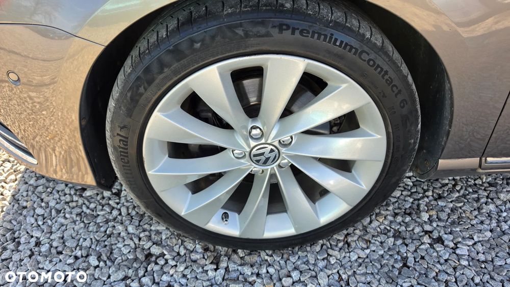 Volkswagen Passat 2.0 TDI Highline DSG - 18