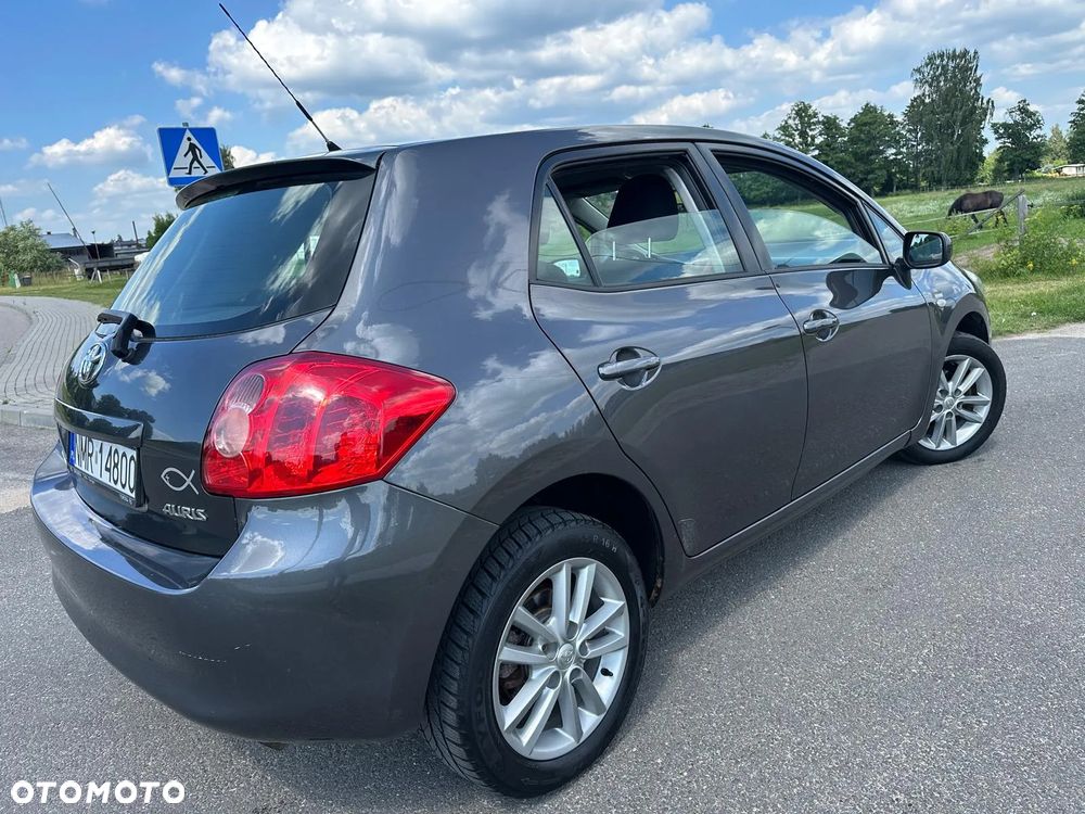 Toyota Auris 1.6 VVT-i Luna - 9