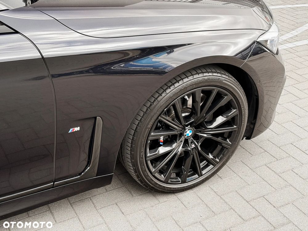 BMW Seria 7 750i xDrive - 14