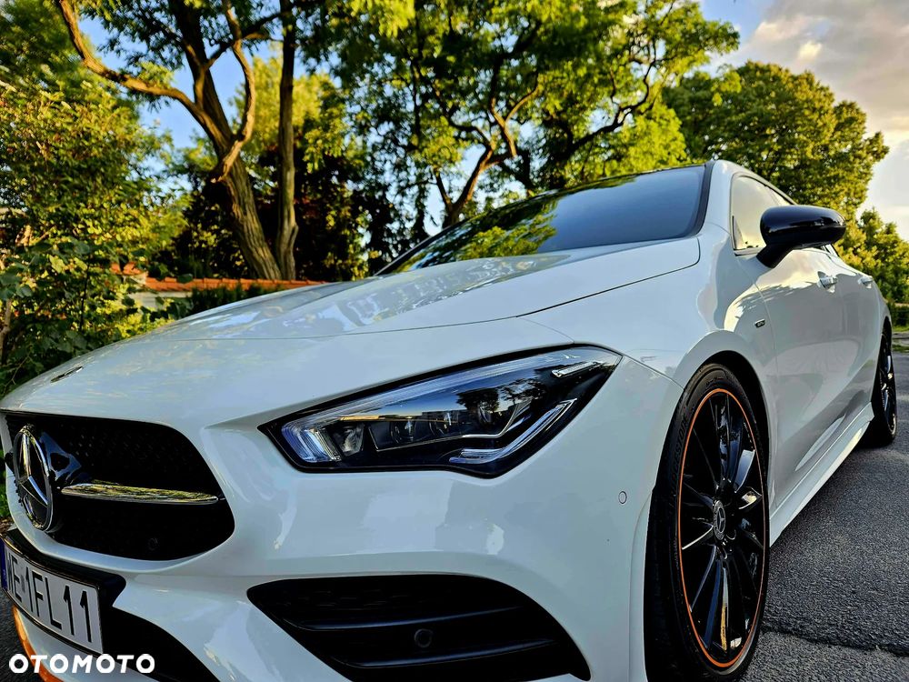 Mercedes-Benz CLA 200 AMG Line 7G-DCT - 2
