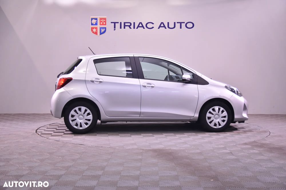Toyota Yaris - 6