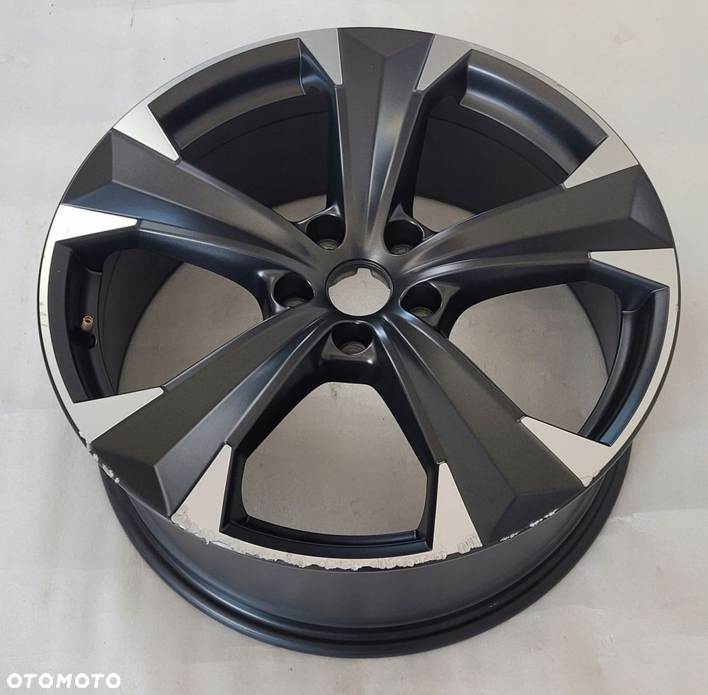 FELGA SEAT CUPRA ATECA 575 8x19 19 ET45 5x112 575601025AS/T - 4