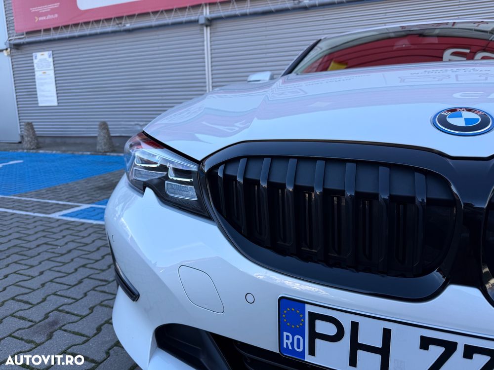 BMW Seria 3 330e AT PHEV - 12