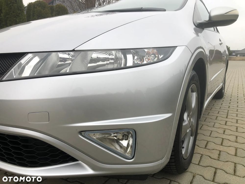 Honda Civic 1.4 i-VTEC Sport - 11