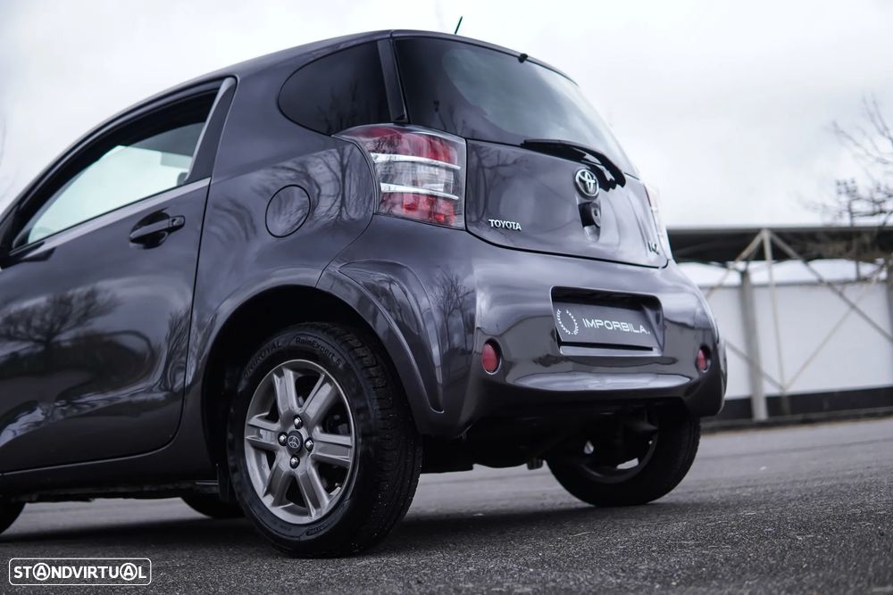 Toyota iQ 1.0 VVT-i 2 MultiDrive EP+NAVI+Bluetooth - 23