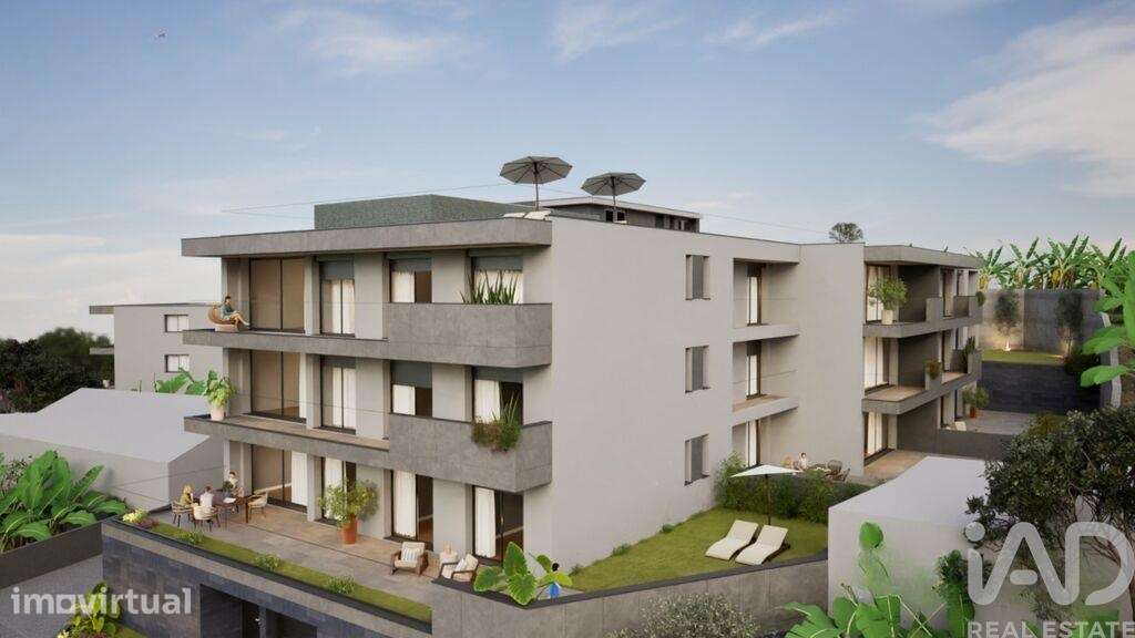 Apartamento T3 em Câmara de Lobos de 141,00 m2 - Grande imagem: 2/11