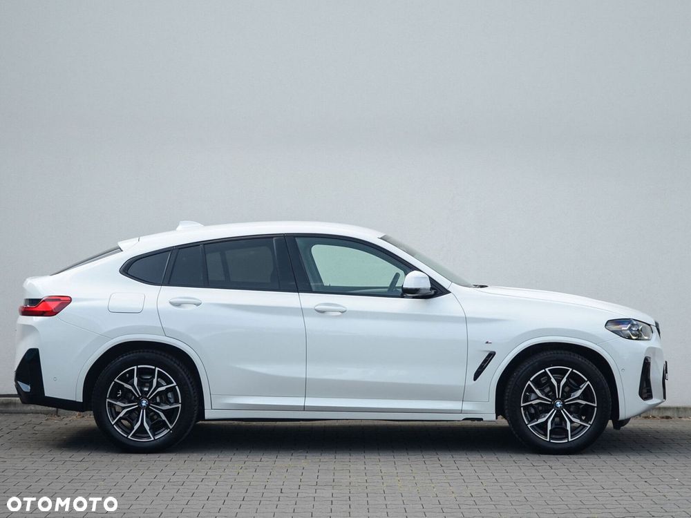 BMW X4 - 11