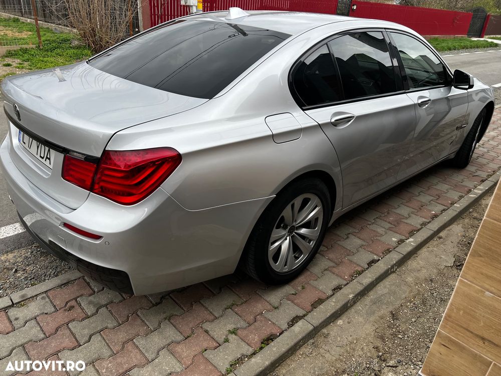 BMW Seria 7 730d Aut. - 33