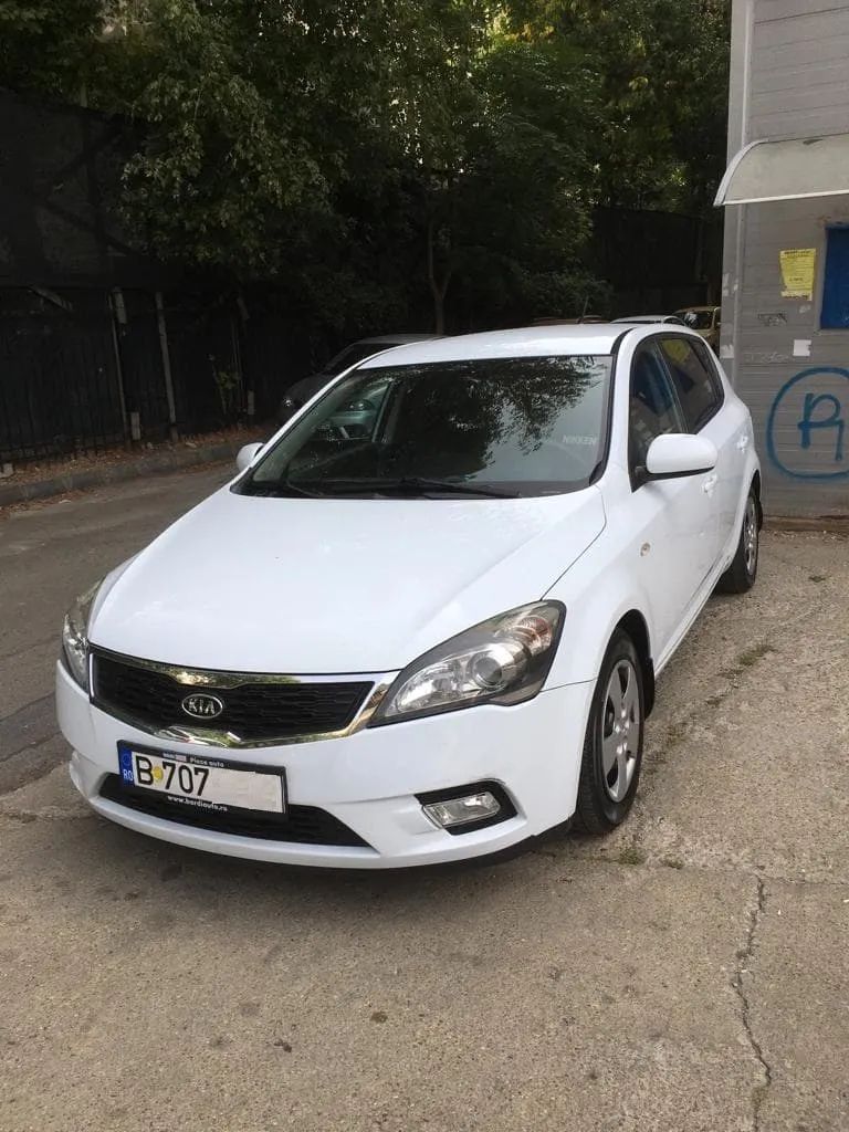 Kia Ceed Cee'd 1.4 GSL LX - 1