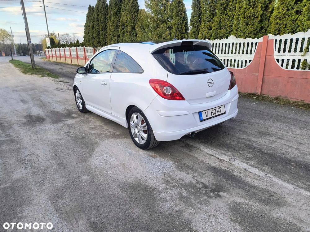 Opel Corsa 1.2 16V Limited Edition - 8