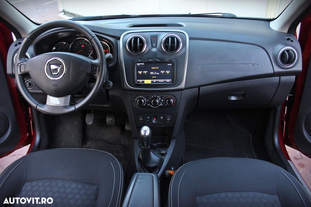 Dacia Logan TCe 90 Laureate - 6