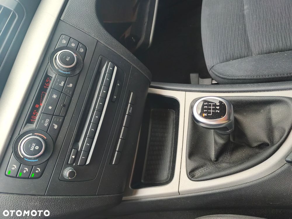 BMW Seria 1 - 31