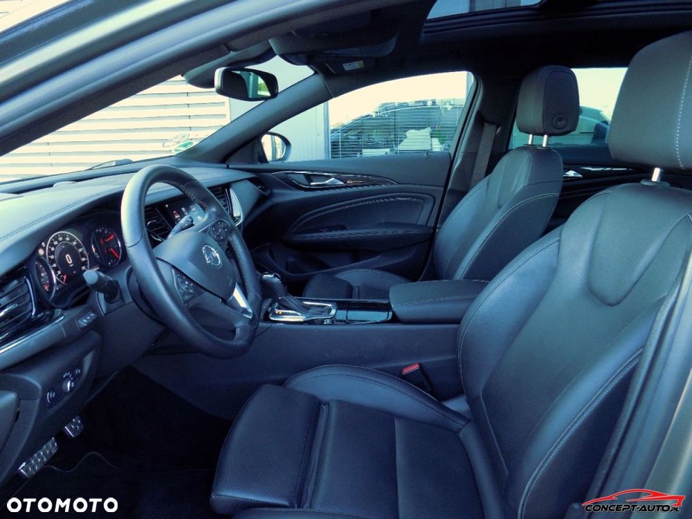 Opel Insignia - 18