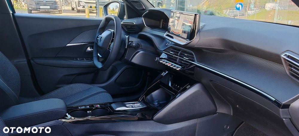 Peugeot 2008 - 12