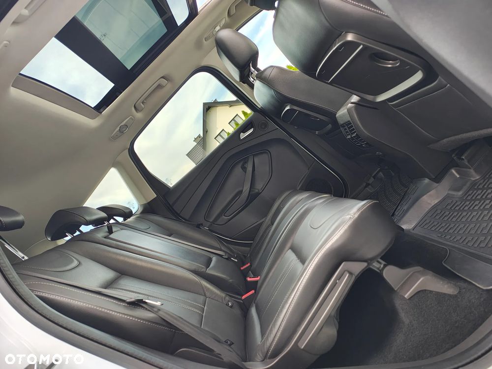 Ford Kuga - 35