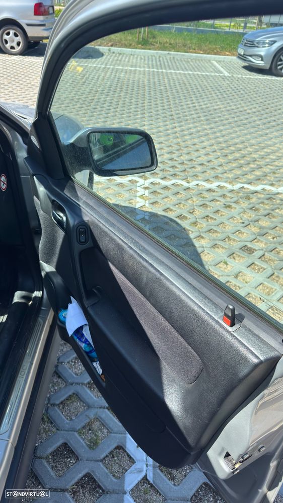 Opel Astra 1.4 100 - 11