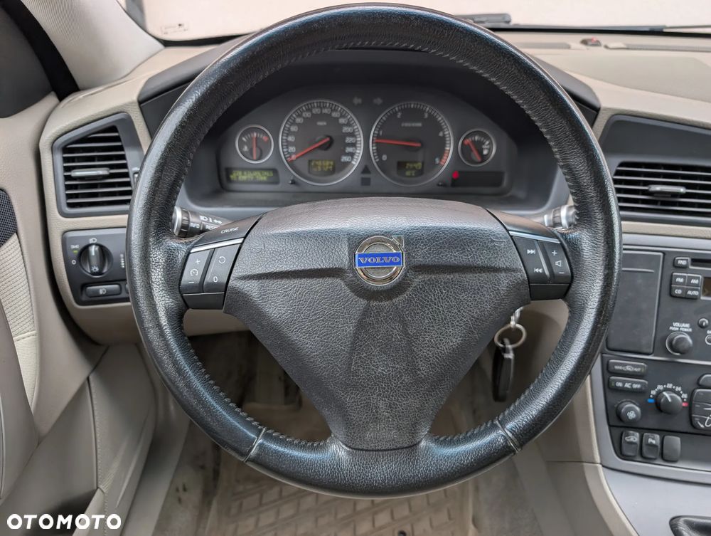 Volvo S60 2.4D Momentum - 26