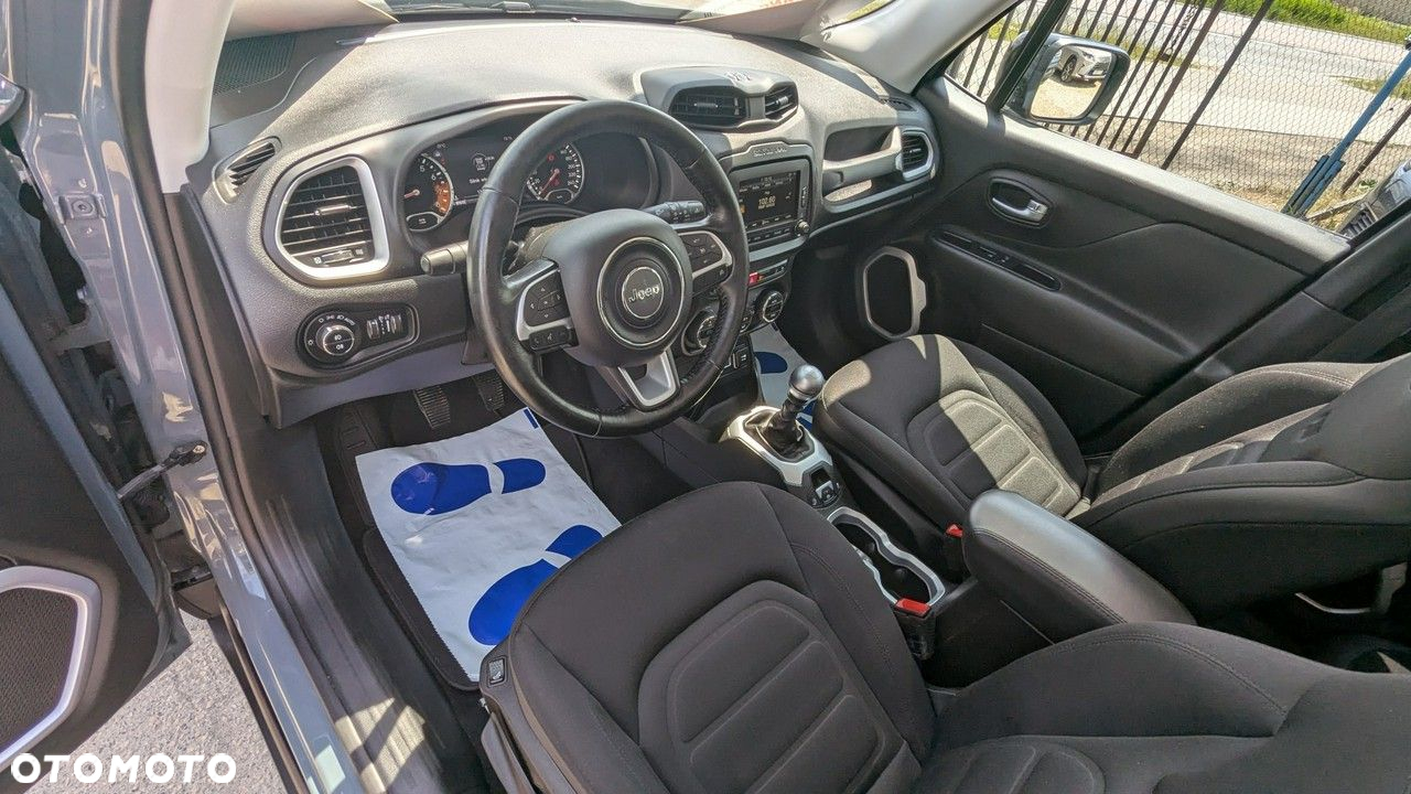 Jeep Renegade - 13