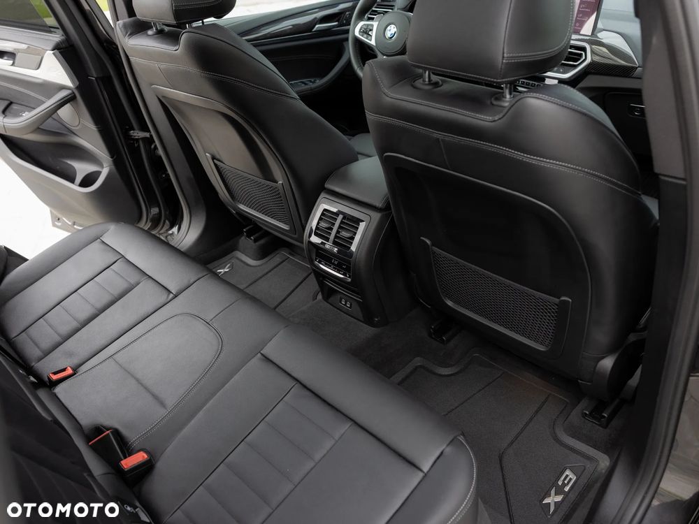 BMW X3 - 16