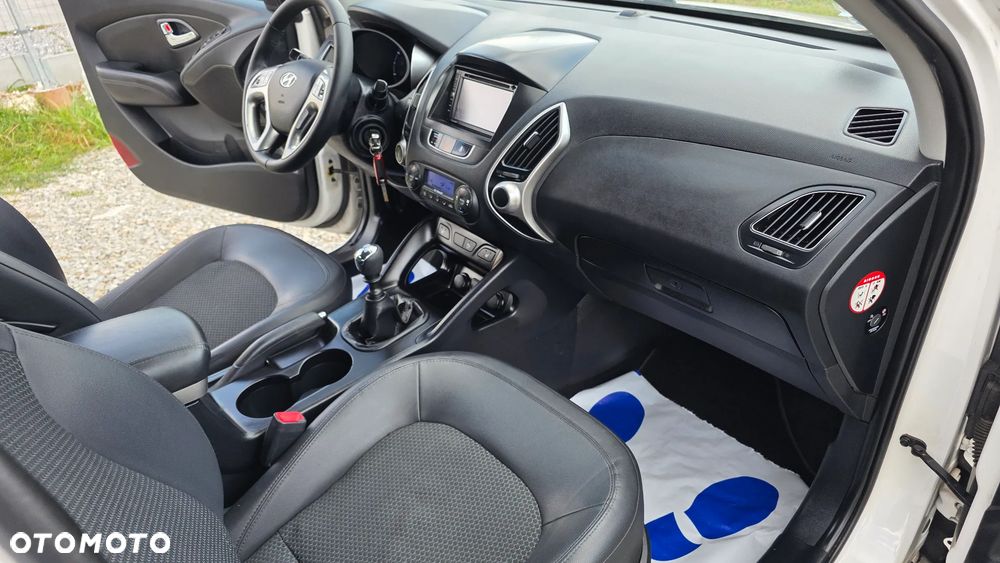 Hyundai ix35 1.6 2WD Fifa World Cup Edition - 20