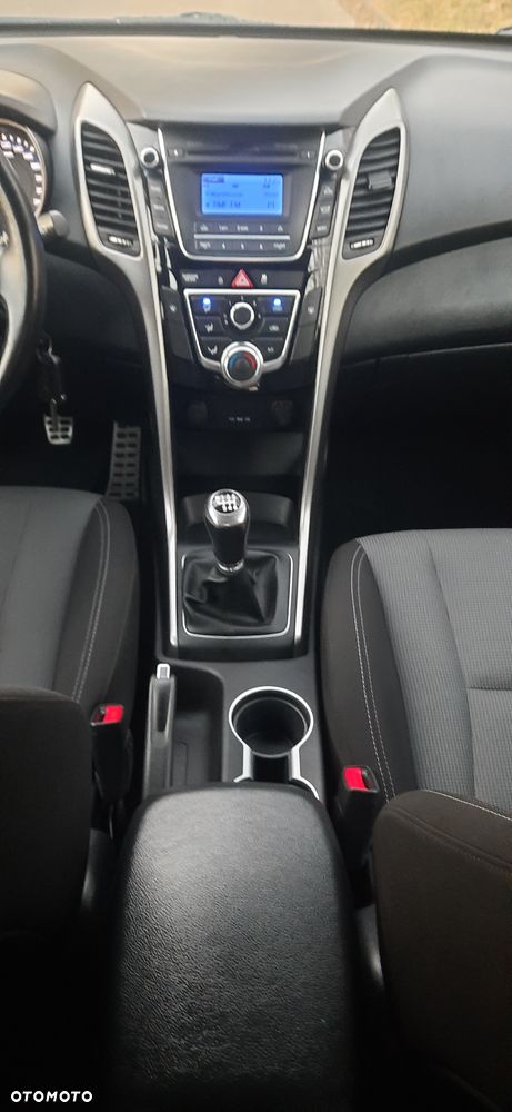 Hyundai i30 1.6 GDI BlueDrive Comfort - 18