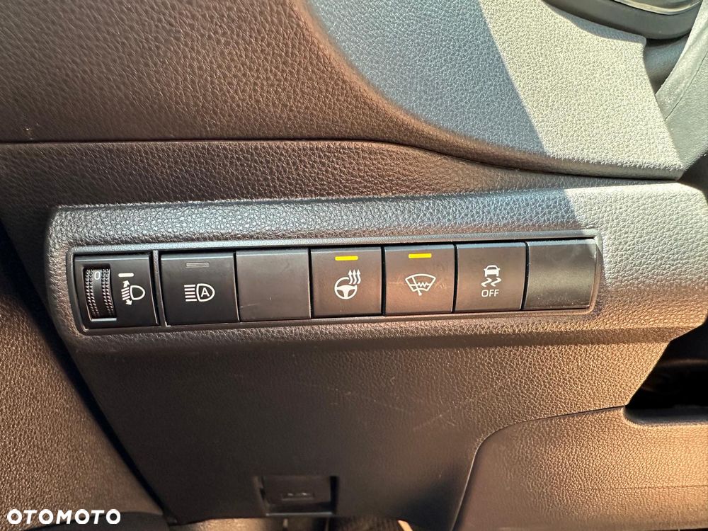Suzuki Swace 1.8 Hybrid Premium Plus CVT - 14
