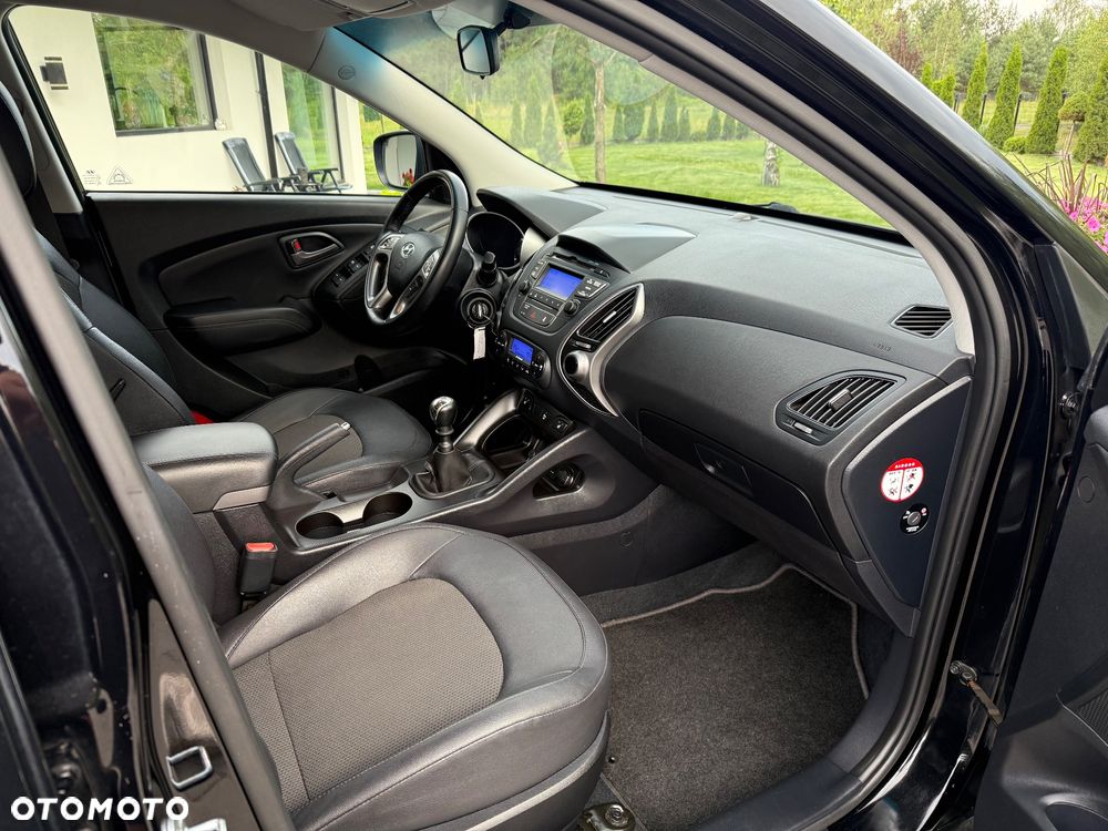 Hyundai ix35 1.6 2WD Fifa World Cup Edition - 13