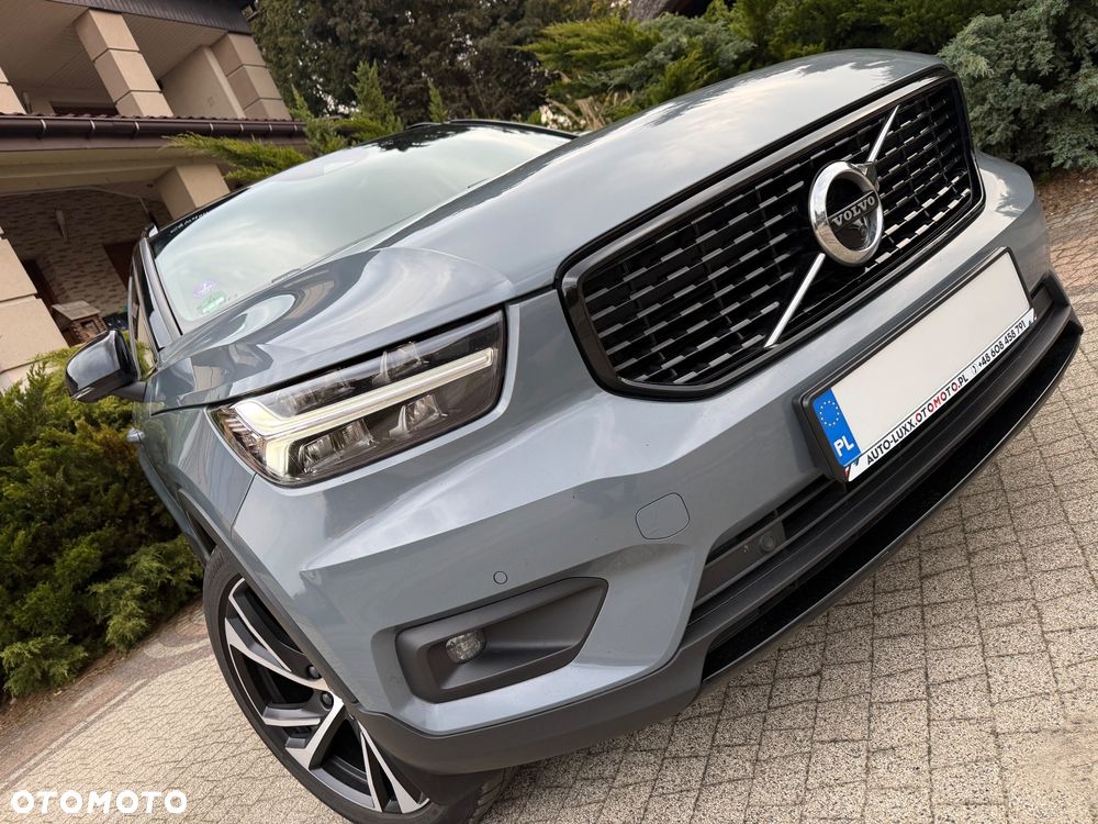 Volvo XC 40 B4 B DKG Ultra Dark - 14