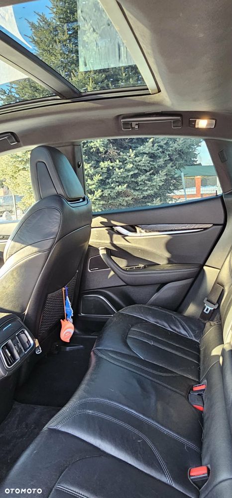 Maserati Levante Q4 GranSport - 14