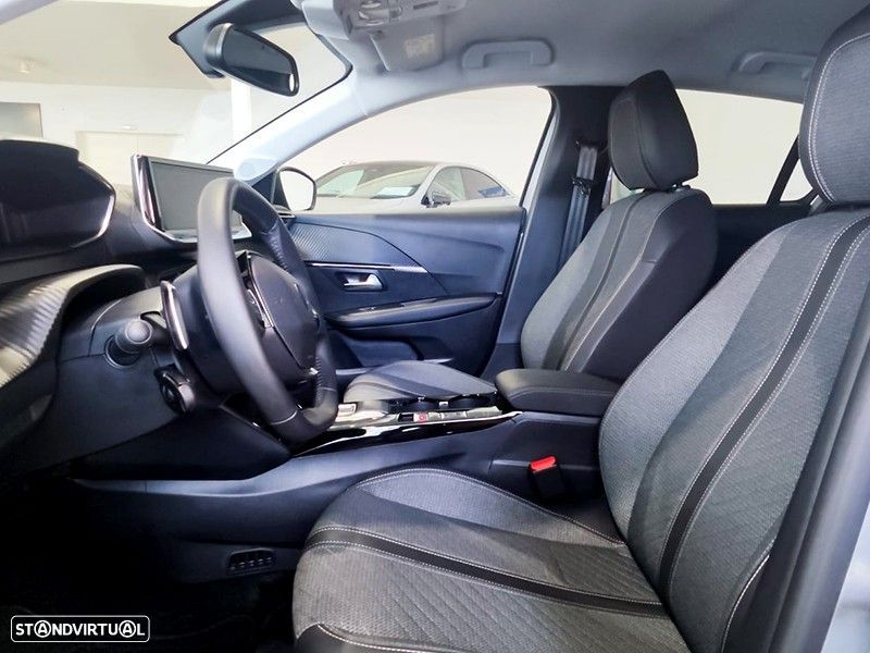 Peugeot 208 1.2 Hybrid Allure e-DCS6 - 8