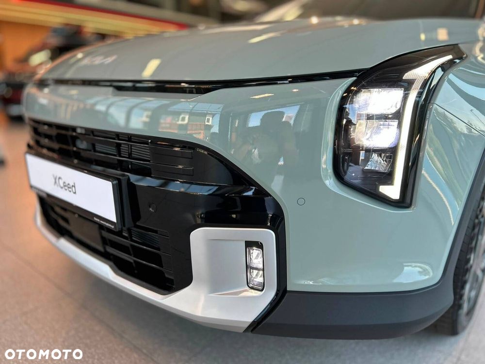 Kia XCeed - 30