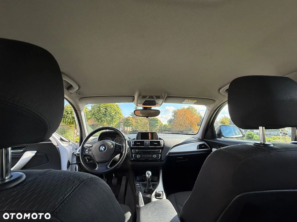 BMW Seria 1 116i - 10