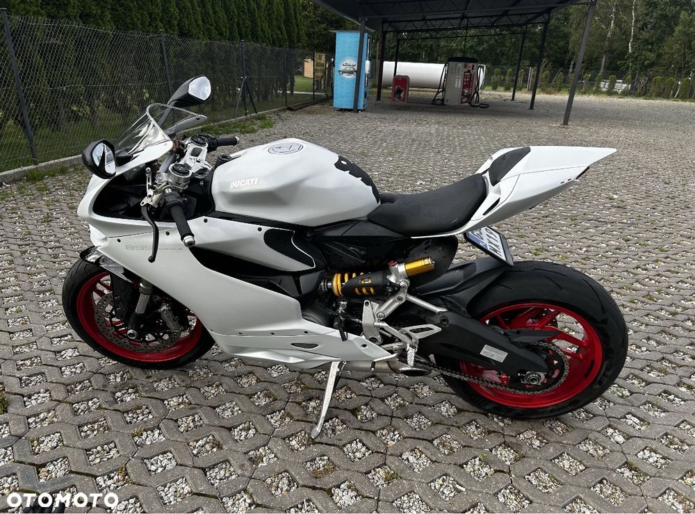 Ducati Panigale 899 - 4