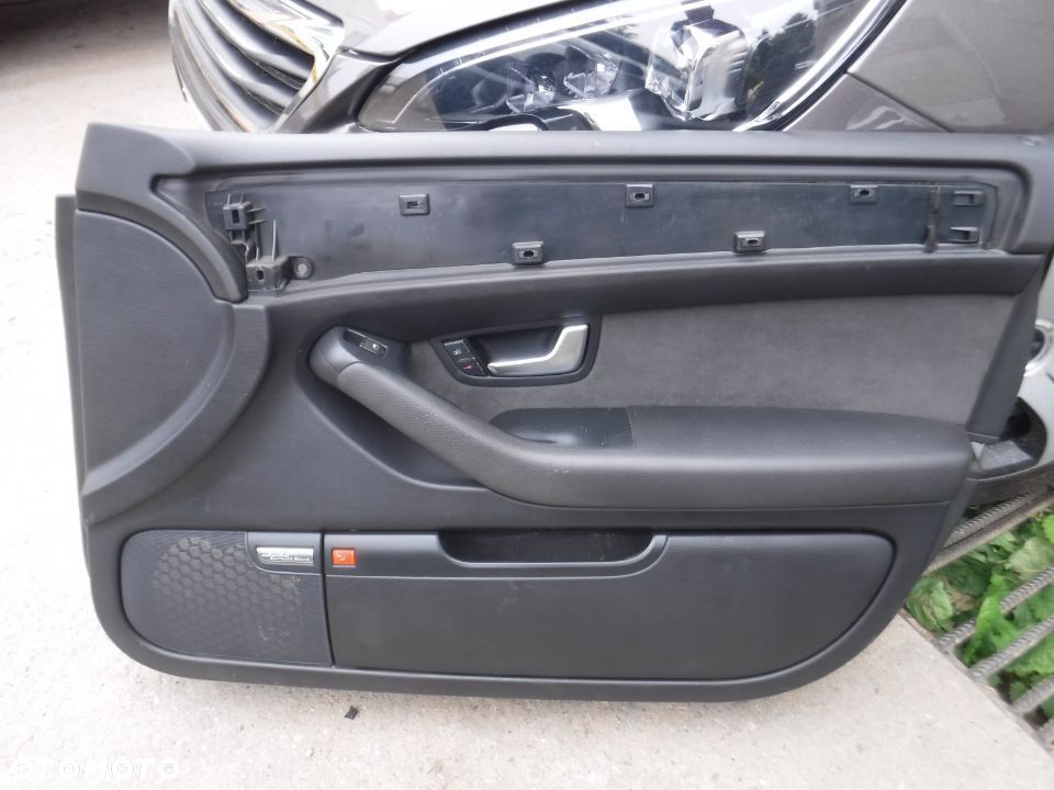 Audi A8 D3 Lift   tapicerki boczki drzwi bose EUROPA komplet - 9