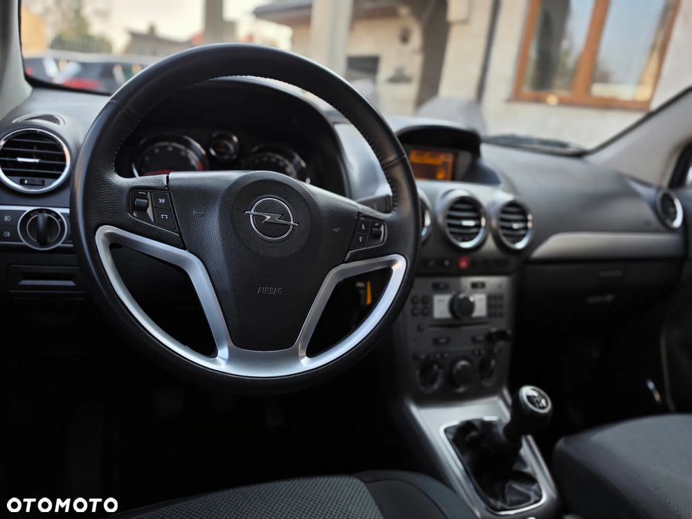 Opel Antara - 27
