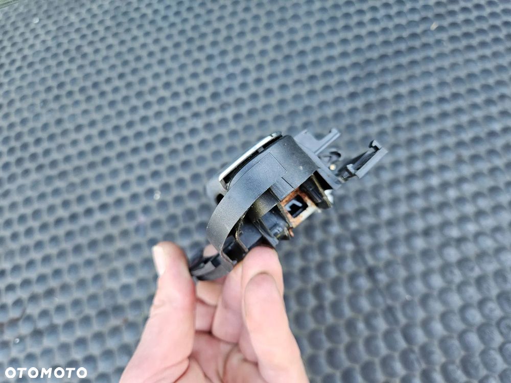 Klamka 4F0837885 4F0837886 Zewnetrzna Chrom Klamki Drzwi Zaslepka LY7W Srebrna Audi A6 C6 Sedan Kombi - 11