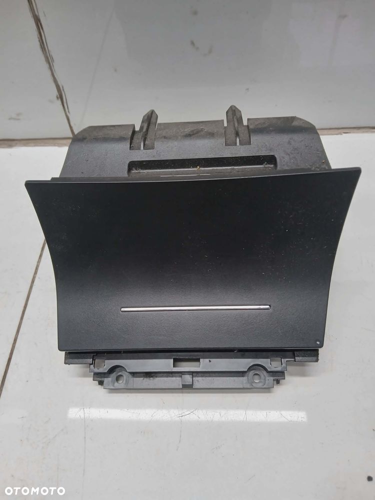 POPIELNICZKA SCHOWEK SKODA OCTAVIA 2 II 1z1857962b - 1