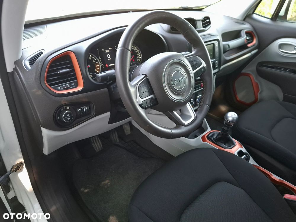 Jeep Renegade 1.4 MultiAir Longitude - 15
