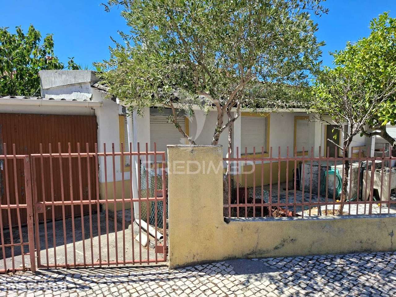 Terreno urbano na Quinta do Conde, Sesimbra - Grande imagem: 2/28