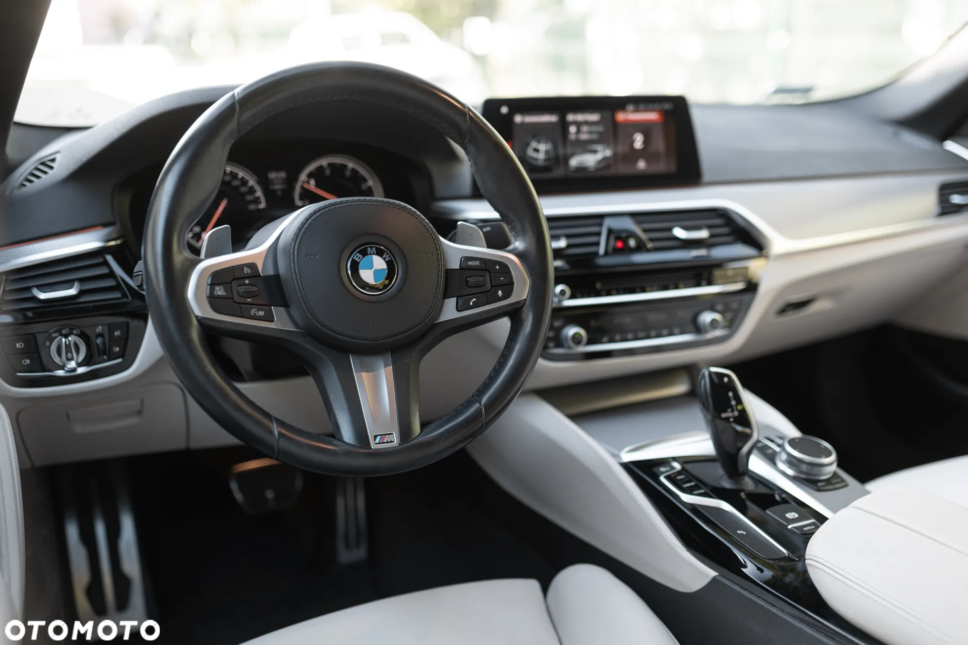 BMW Seria 5 520d xDrive Sport - 12