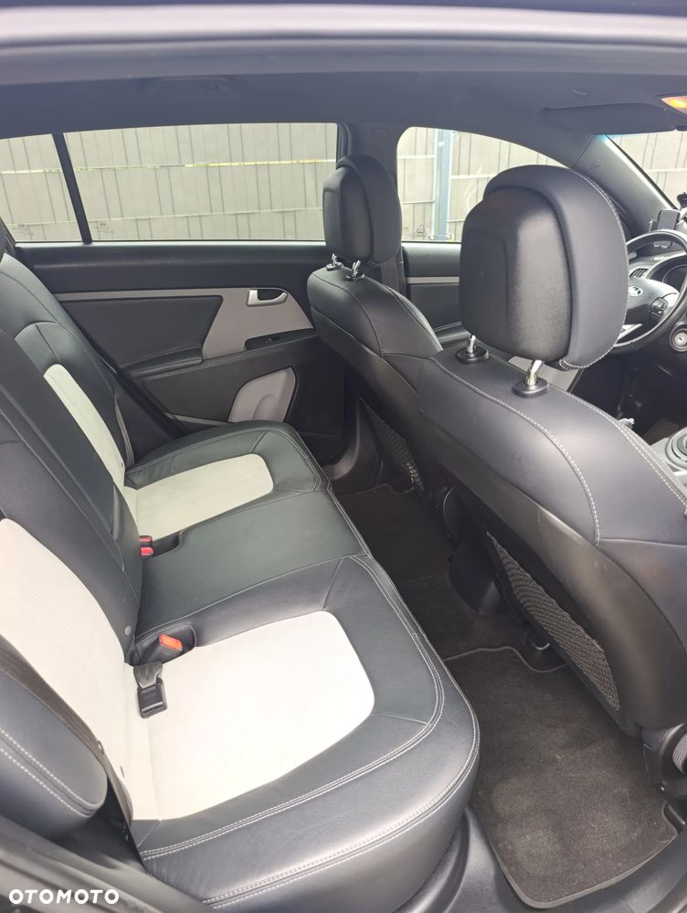 Kia Sportage - 10