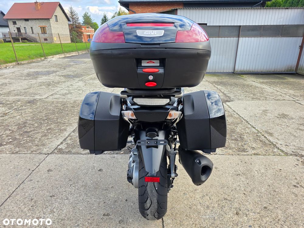 Kawasaki GTR - 8