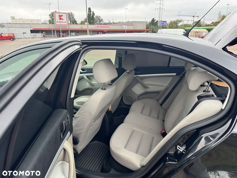 Skoda Octavia 1.6 FSI Elegance - 16