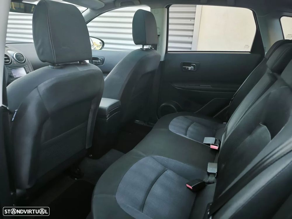 Nissan Qashqai 1.5 dCi Tekna Premium 18 - 42