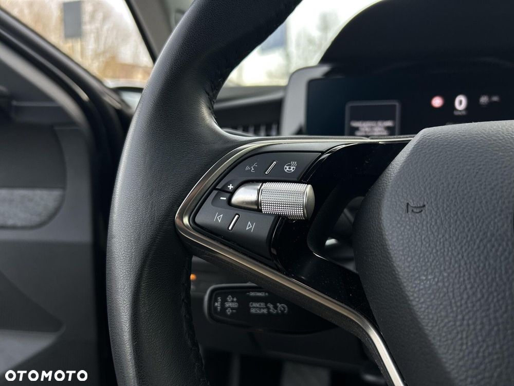 Skoda Superb 2.0 TDI SCR Selection DSG - 22