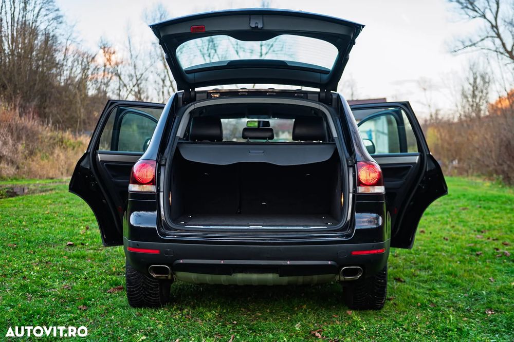 Volkswagen Touareg 3.0 V6 TDI DPF Automatik Individual - 11